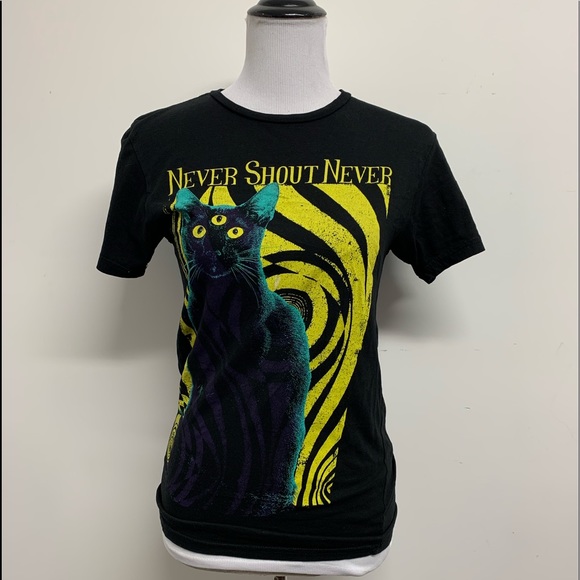 Never Say Never Black T-shirt.  Size XS - Picture 2 of 7